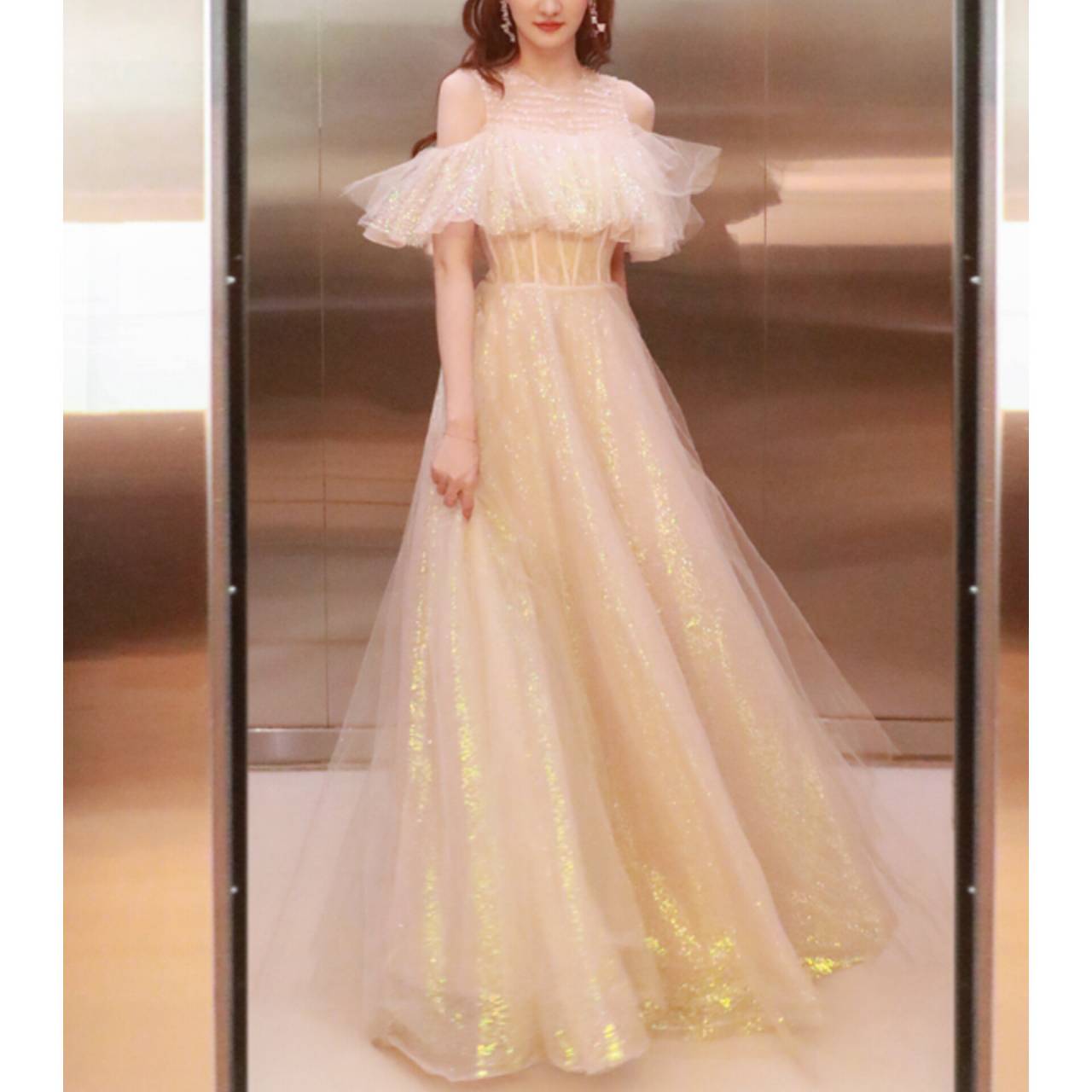 パーソナルカラー別パーティードレスの選び方